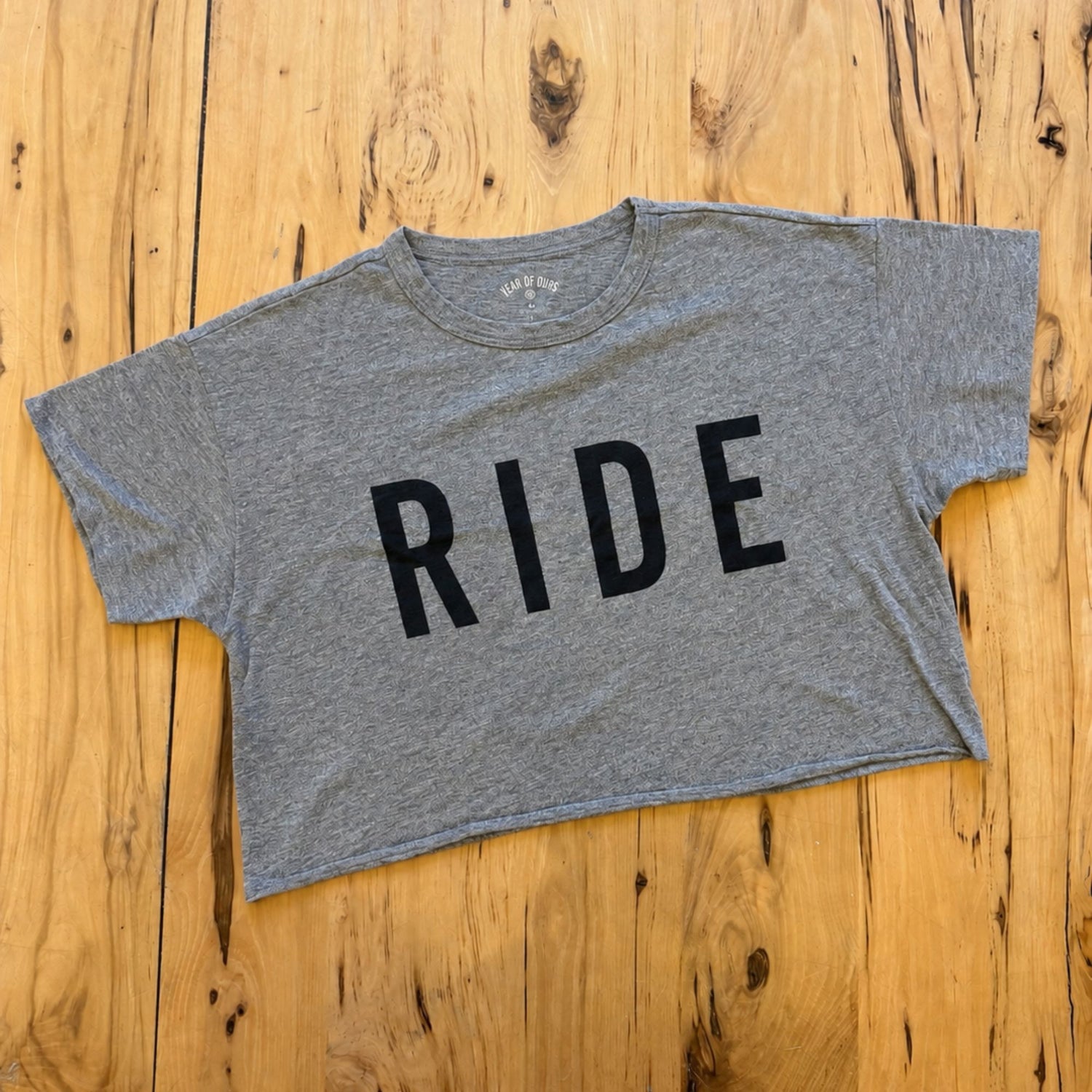 RIDE YOS Cropped Tee — Grey